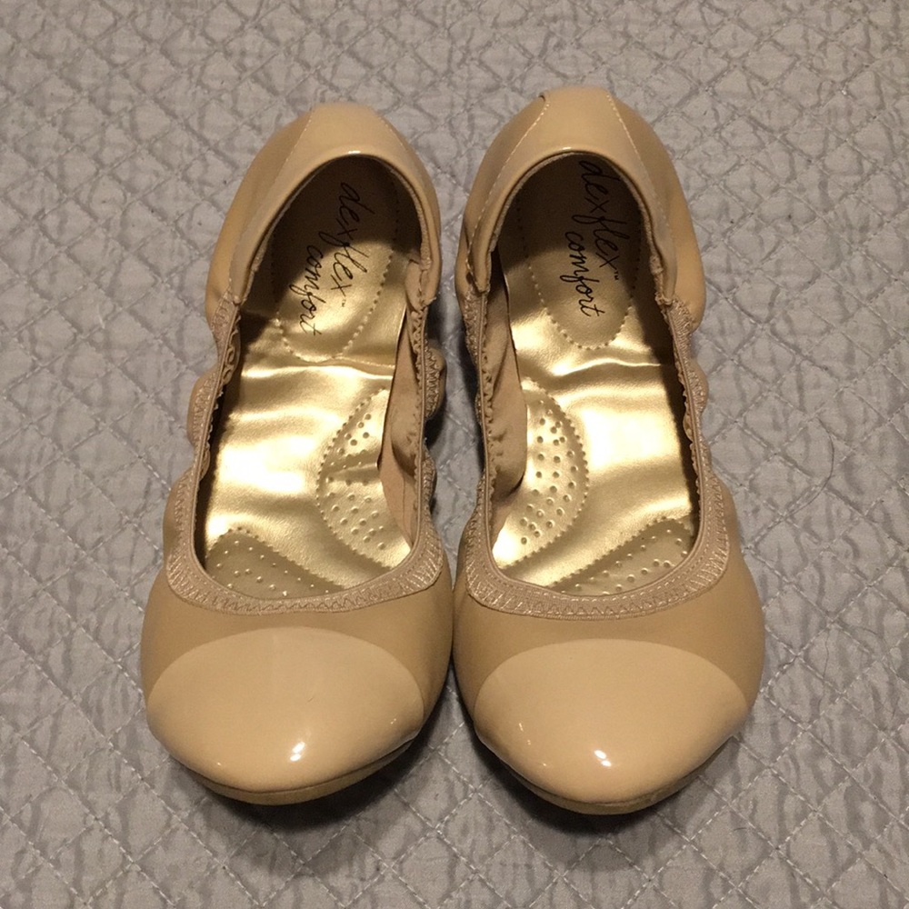 Nude flats